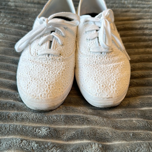Keds Crochet Sneaker, size 10 - Picture 5 of 5
